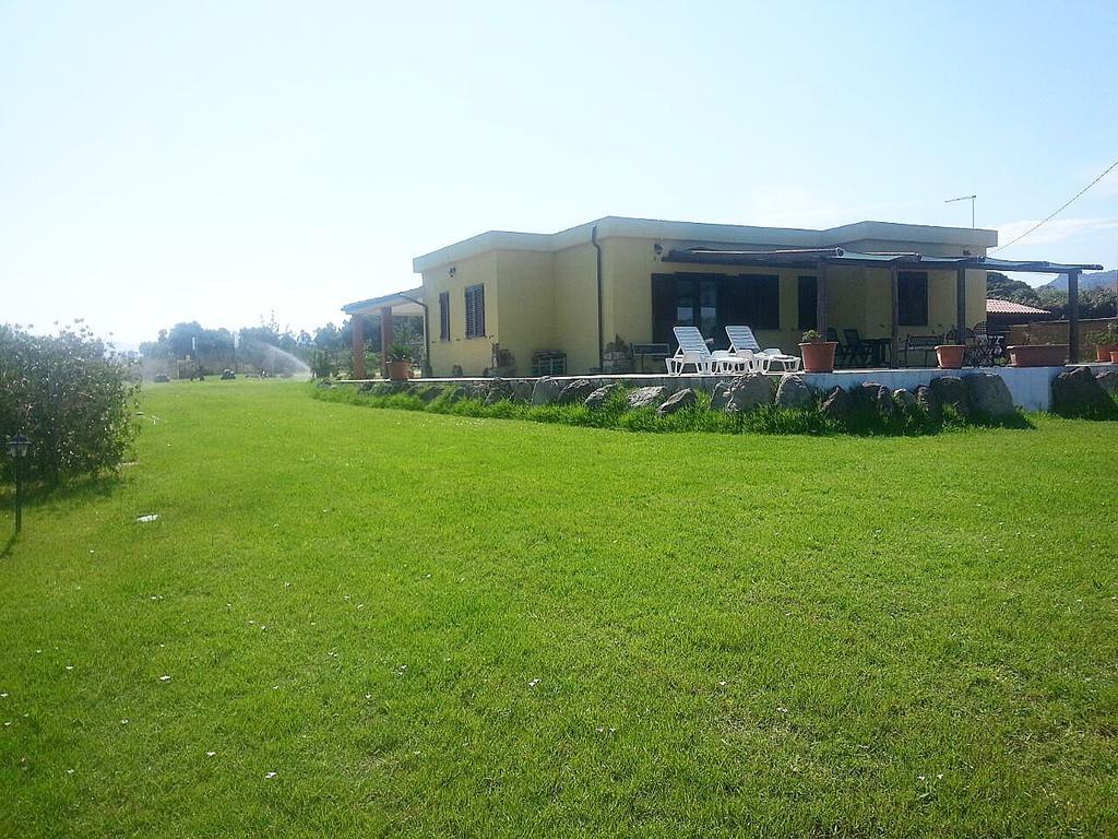 Villa Paola Valledoria  Exterior foto